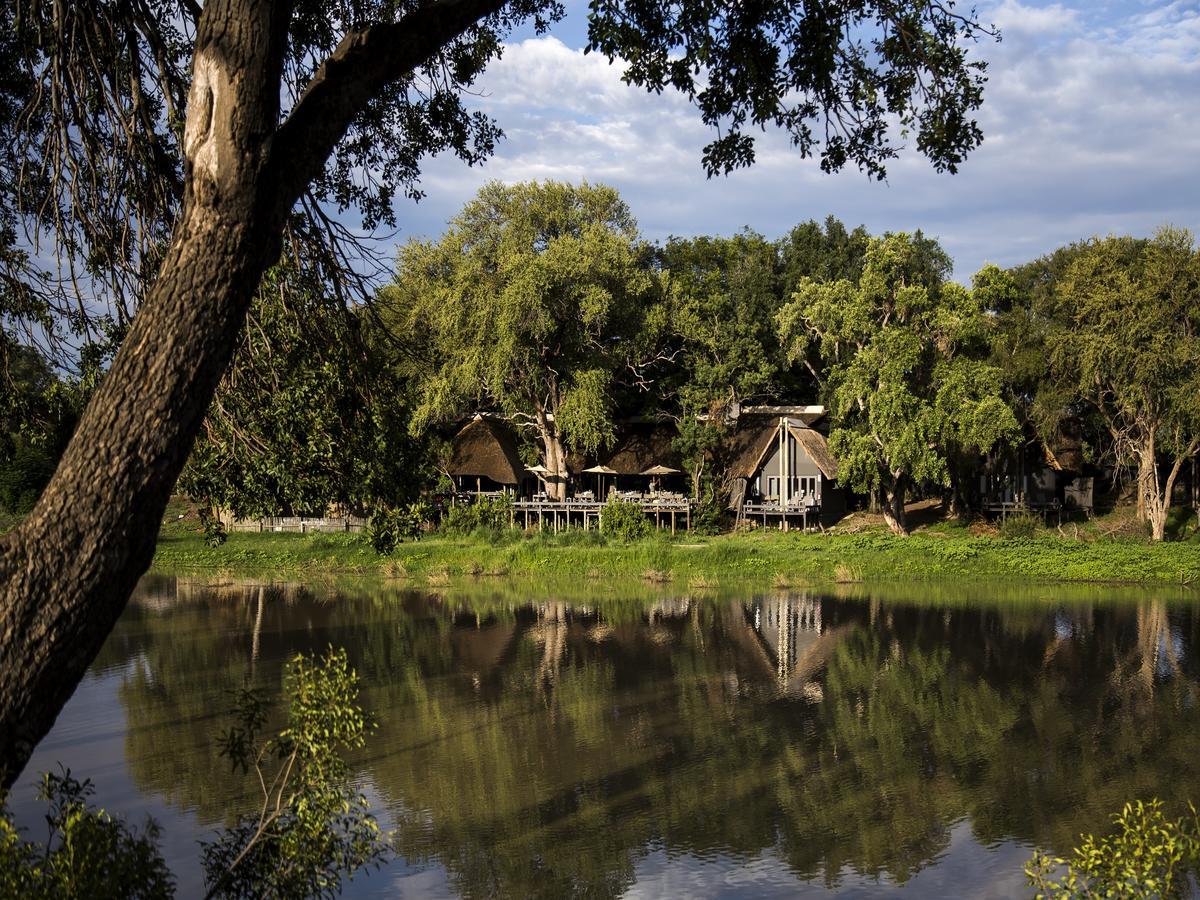 Simbavati River Lodge Timbavati Game Reserve Εξωτερικό φωτογραφία